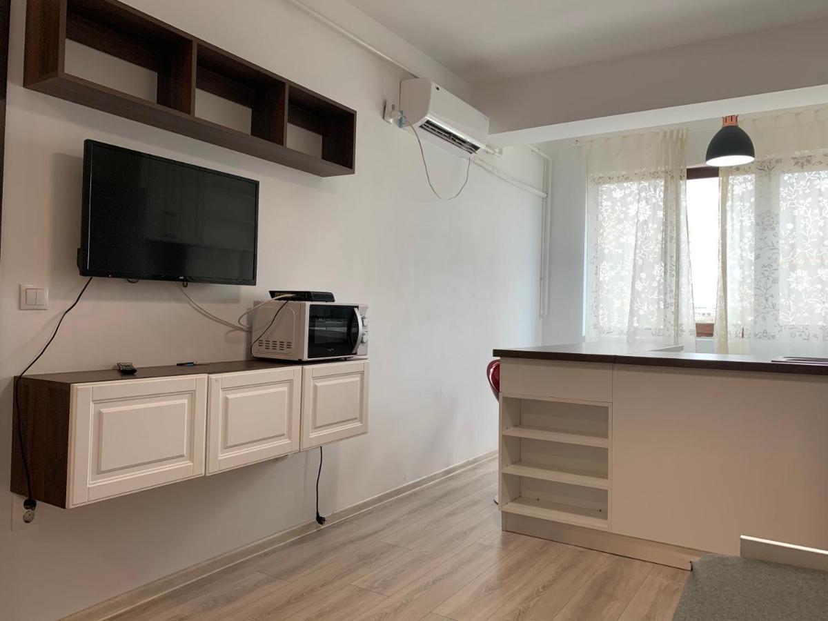 Studios & Apartments Palas By Glam Apartments ياش المظهر الخارجي الصورة