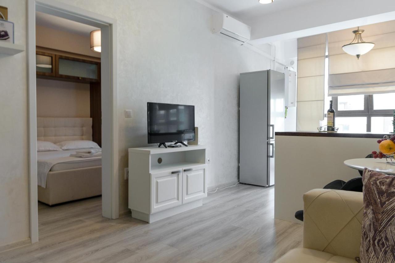 Studios & Apartments Palas By Glam Apartments ياش المظهر الخارجي الصورة