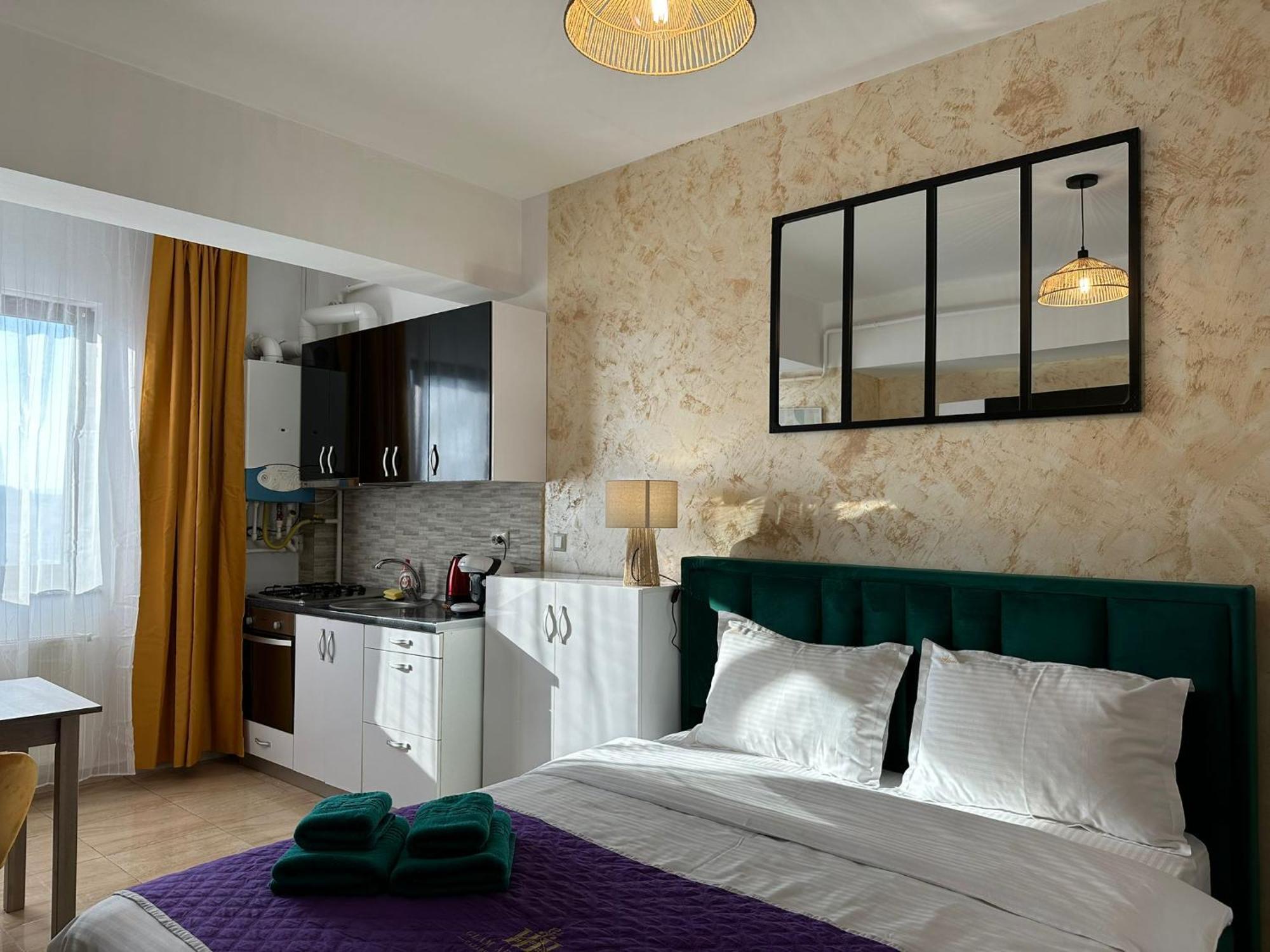 Studios & Apartments Palas By Glam Apartments ياش المظهر الخارجي الصورة