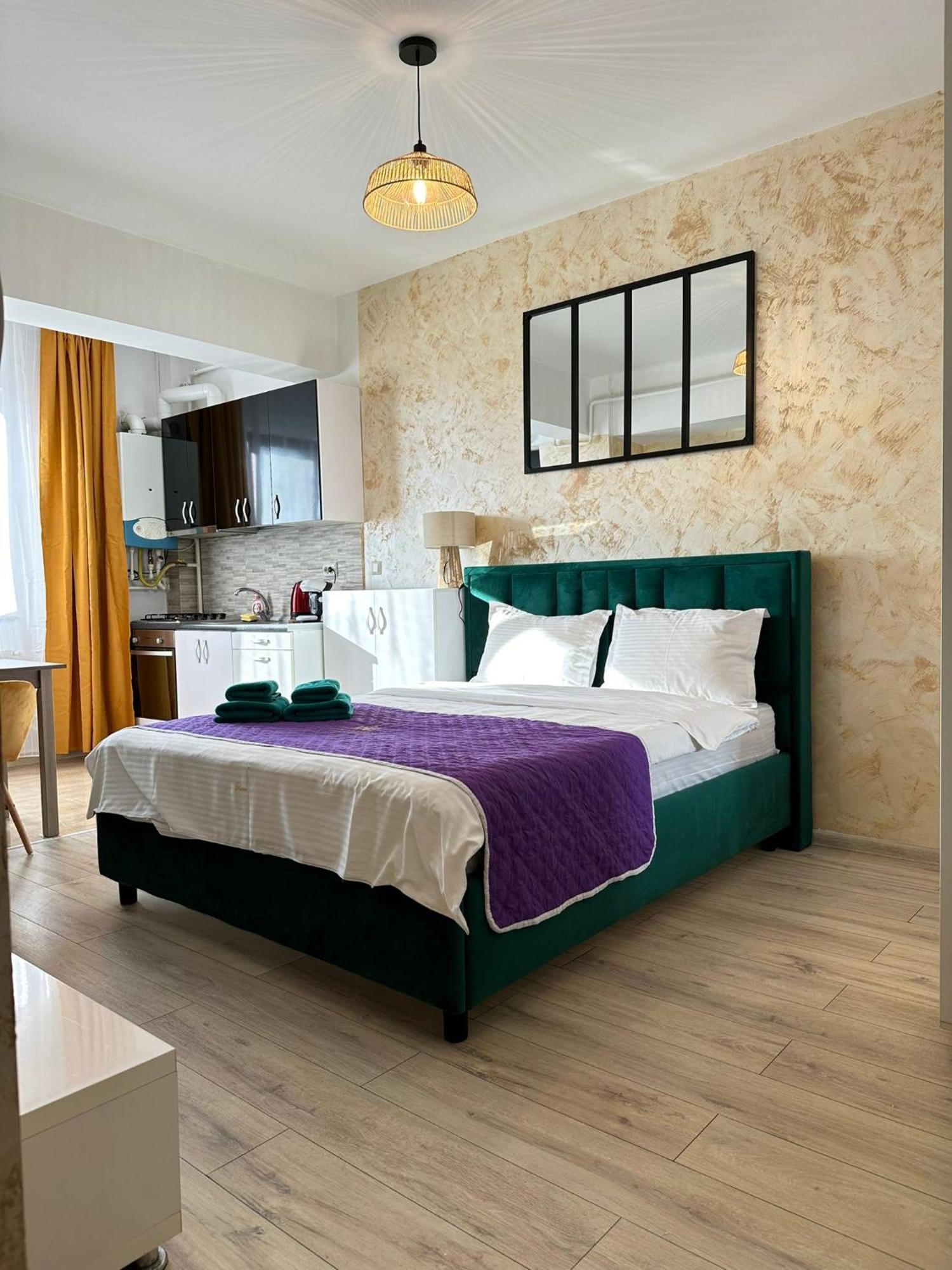Studios & Apartments Palas By Glam Apartments ياش المظهر الخارجي الصورة