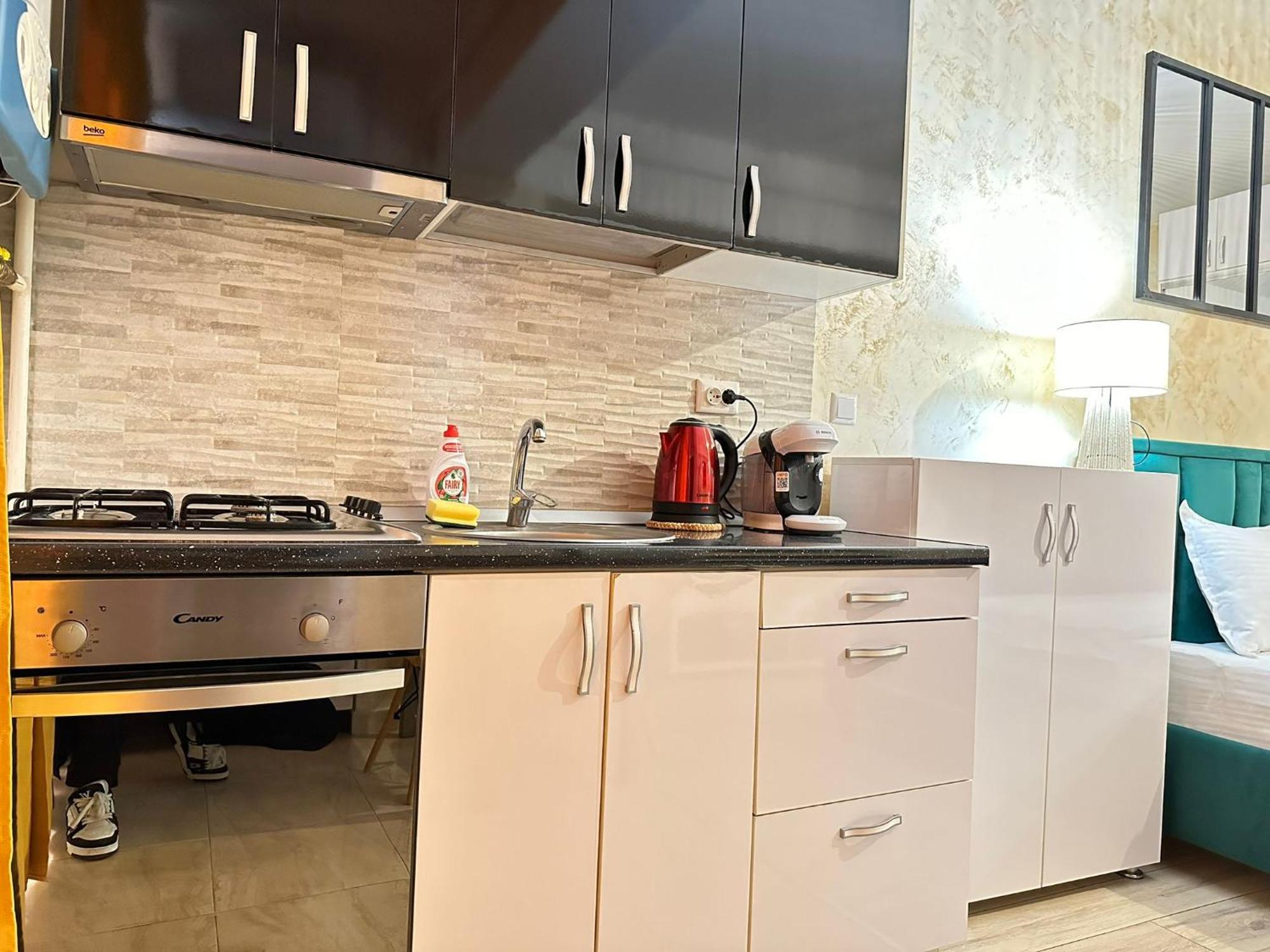 Studios & Apartments Palas By Glam Apartments ياش المظهر الخارجي الصورة