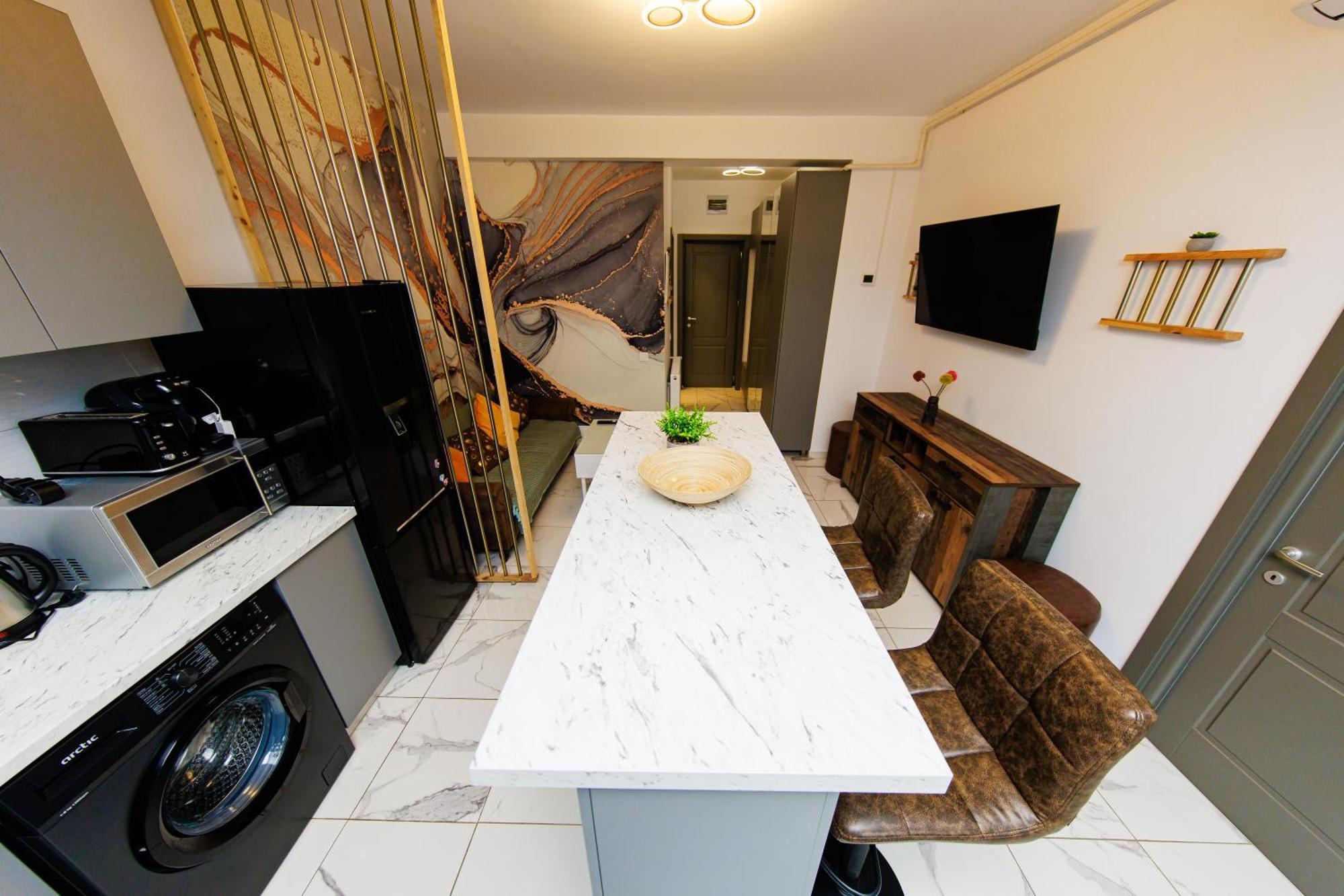 Studios & Apartments Palas By Glam Apartments ياش المظهر الخارجي الصورة