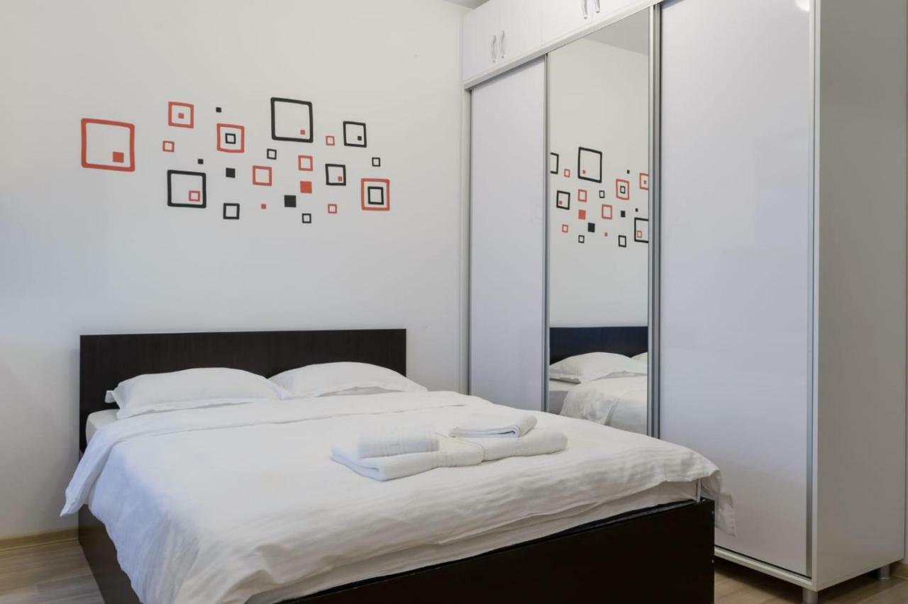 Studios & Apartments Palas By Glam Apartments ياش المظهر الخارجي الصورة